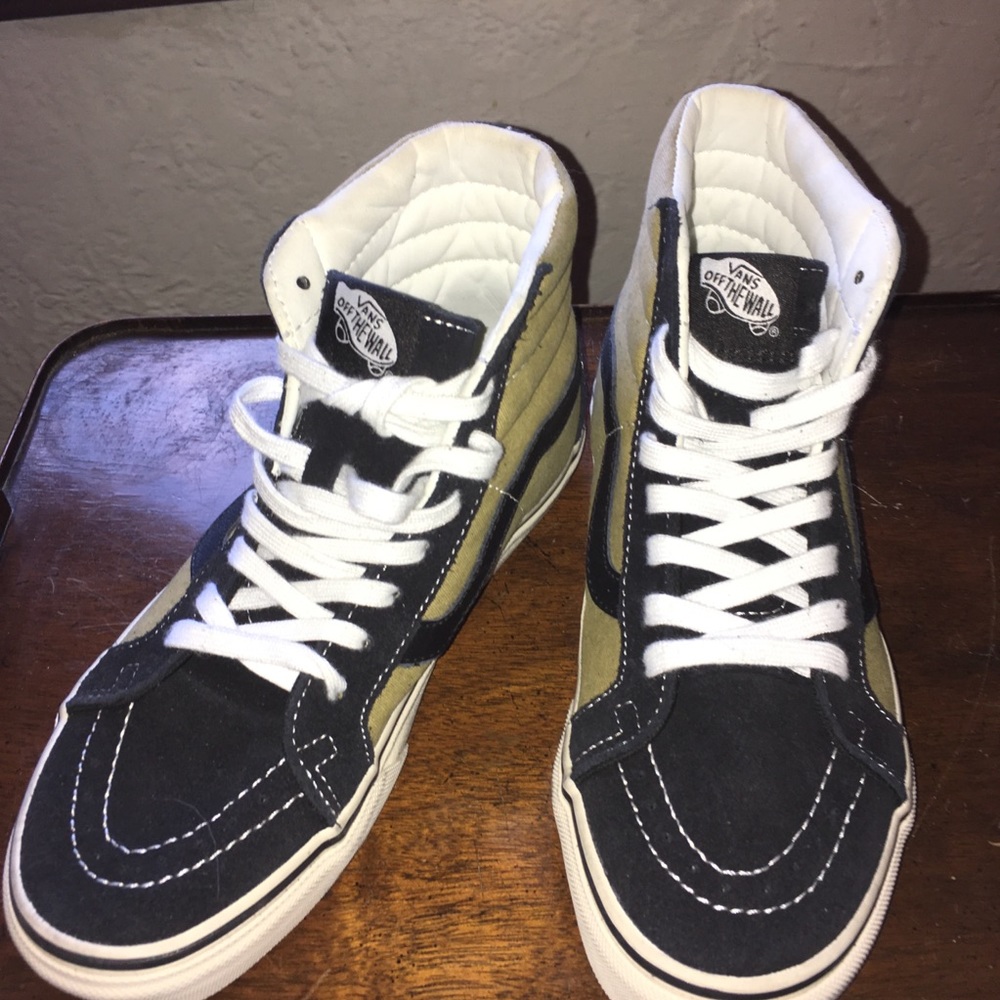 Vans Sk8-Hi vintage canvas, olive and black NWOT